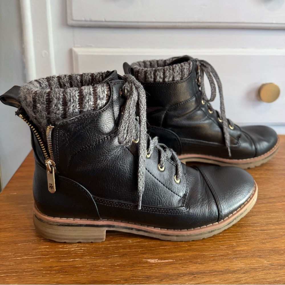 Tommy Hilfiger Combat Boots - 7.5